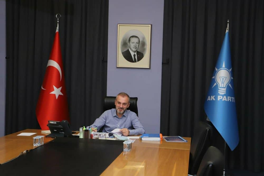 Genel Merkez’den, AK Parti Kocaeli’ye özel kutlama! Genel Merkez’den, AK Parti Kocaeli’ye özel kutlama!