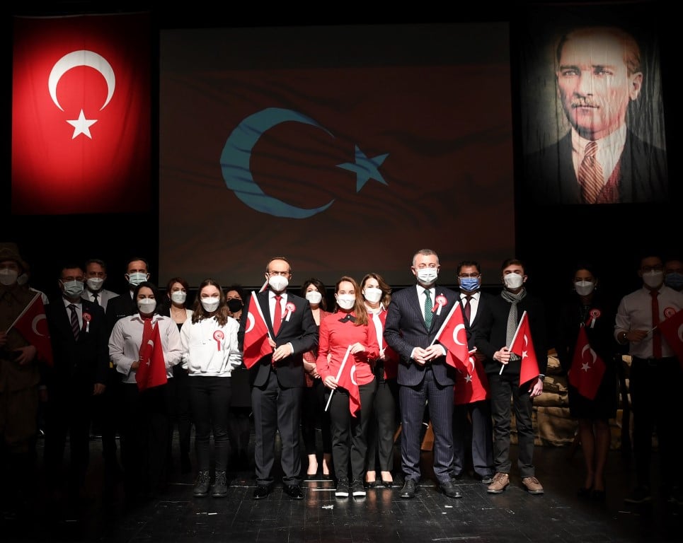 Çanakkale Zaferinin 106. Yıl Dönümünde Şehitlerimiz Anıldı