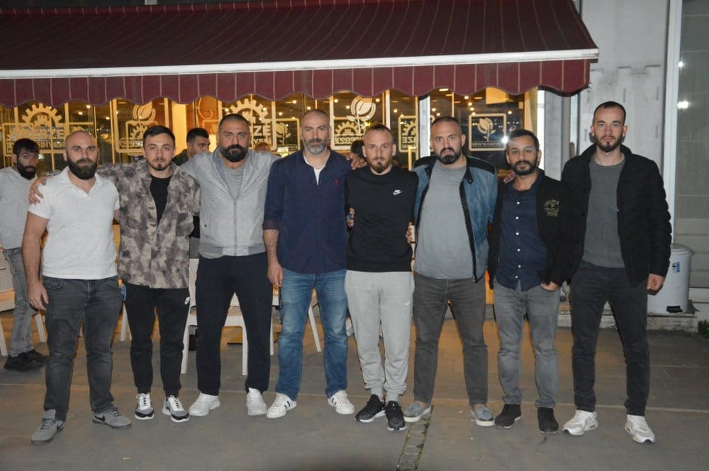 Ferdi Sevim gençlerle buluştu Ferdi Sevim gençlerle buluştu