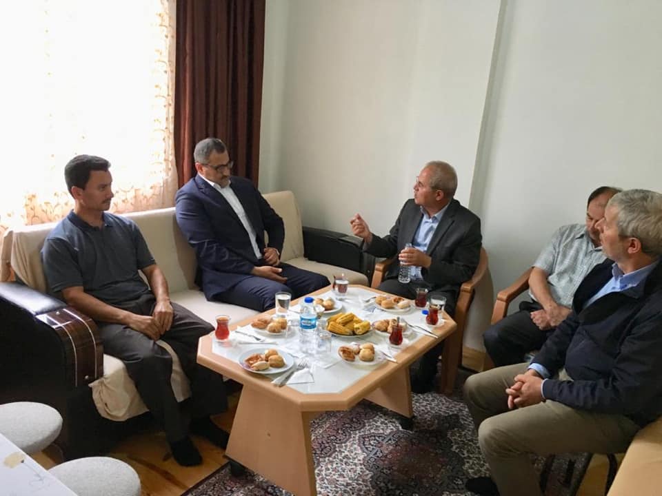 Toprak, Cenaze ve Taziye de Anamın Öğrettikleri Toprak, Cenaze ve Taziye de Anamın Öğrettikleri