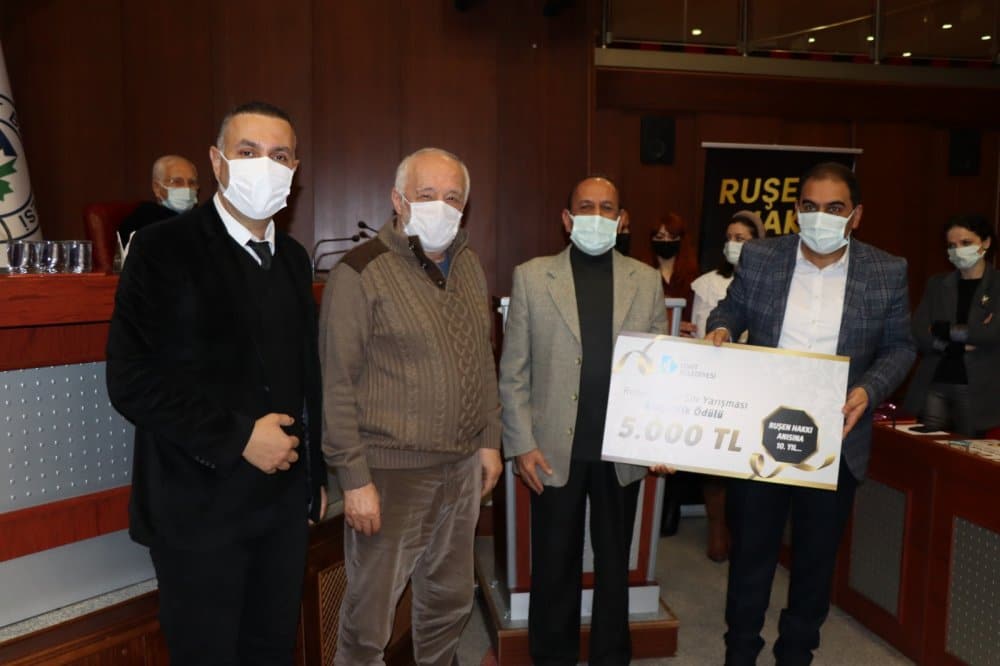Şiir yarışmasında ödüller sahiplerini buldu! Şiir yarışmasında ödüller sahiplerini buldu!