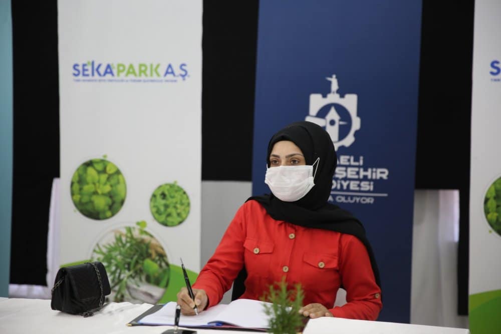 “Tıbbi ve Aromatik Bitkiler Üretim Teşvik” projesi için imzalar atıldı “Tıbbi ve Aromatik Bitkiler Üretim Teşvik” projesi için imzalar atıldı