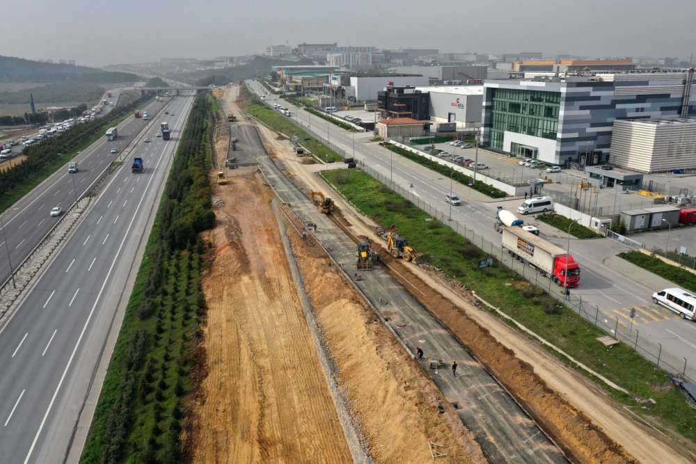 Gebze’deki OSB yolları yapımı kuzey yan yolda yoğunlaştı Gebze’deki OSB yolları yapımı kuzey yan yolda yoğunlaştı
