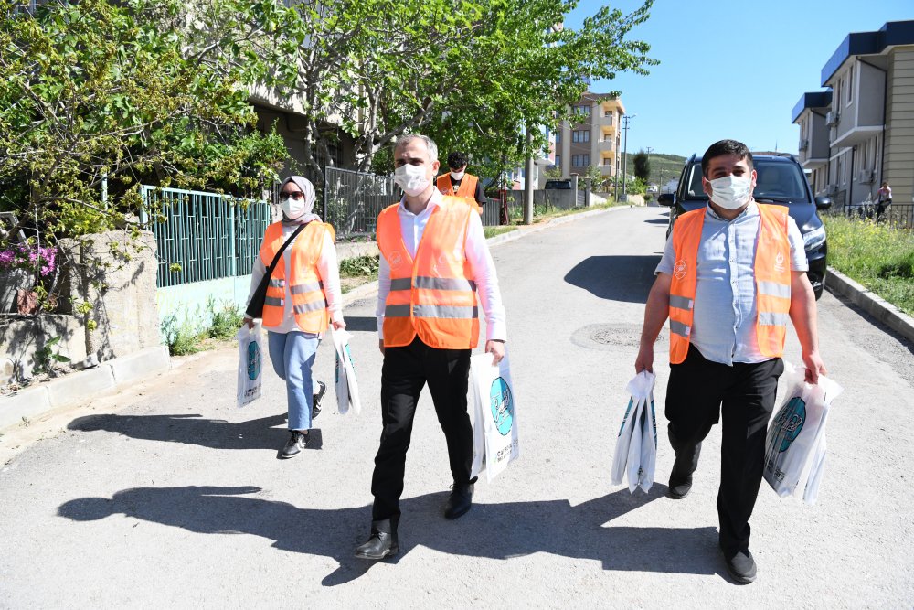 Belediyeden 45 bin haneye bayram hediyesi Belediyeden 45 bin haneye bayram hediyesi