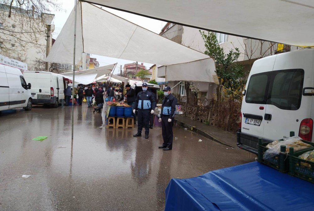 Pazarlarda 3 metre kuralına denetim! Pazarlarda 3 metre kuralına denetim!