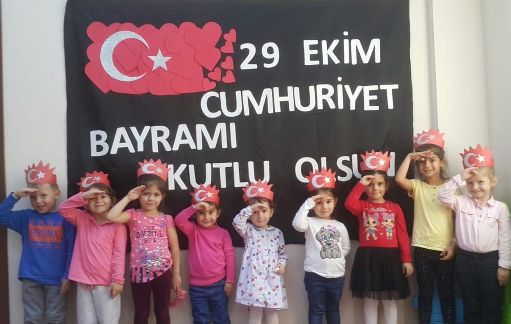 Oyun Odaları’nda Cumhuriyet Coşkusu Oyun Odaları’nda Cumhuriyet Coşkusu