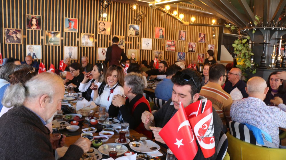 Aydın, ‘’Cumhuriyet, vazgeçilmez bir değerdir’’ Aydın, ‘’Cumhuriyet, vazgeçilmez bir değerdir’’