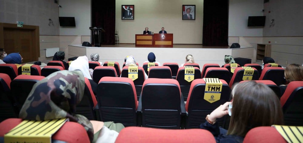 Büyükakın, “Kadının siyasette yeri artmaktadır”