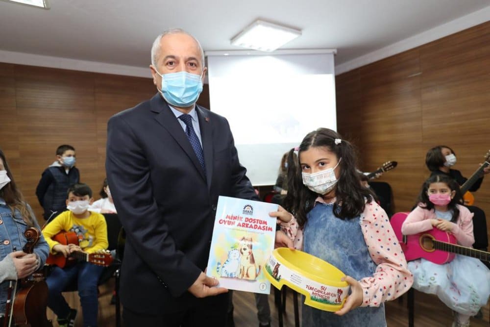 'Hayvanları daima sevelim, koruyalım' 'Hayvanları daima sevelim, koruyalım'