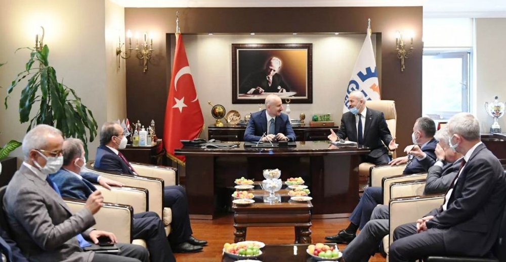 Bakan Karaismailoğlu Gebze'de Bakan Karaismailoğlu Gebze'de