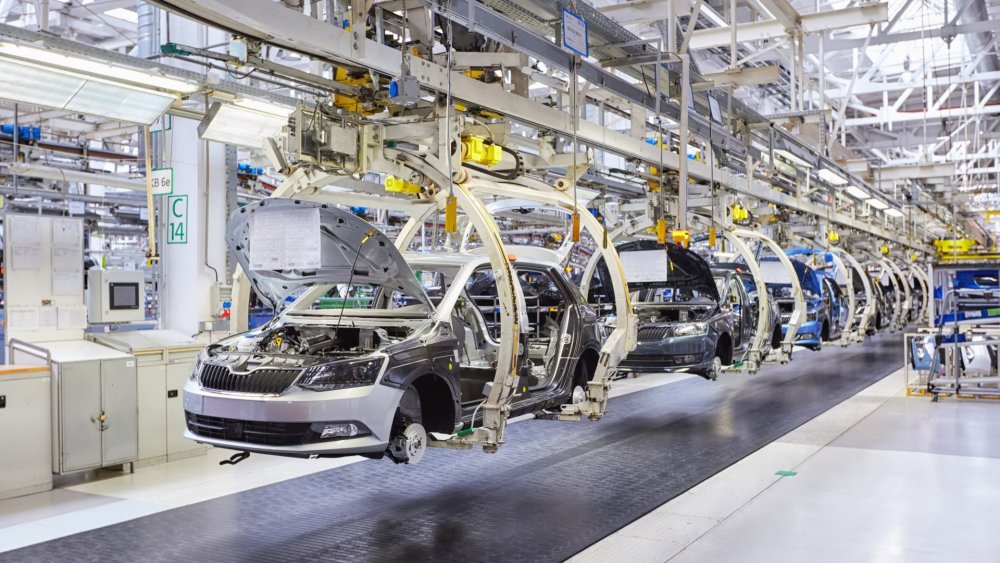 2020’de Türkiye’de 1,1 milyon otomobil, 9,7 milyon buzdolabı üretildi 2020’de Türkiye’de 1,1 milyon otomobil, 9,7 milyon buzdolabı üretildi