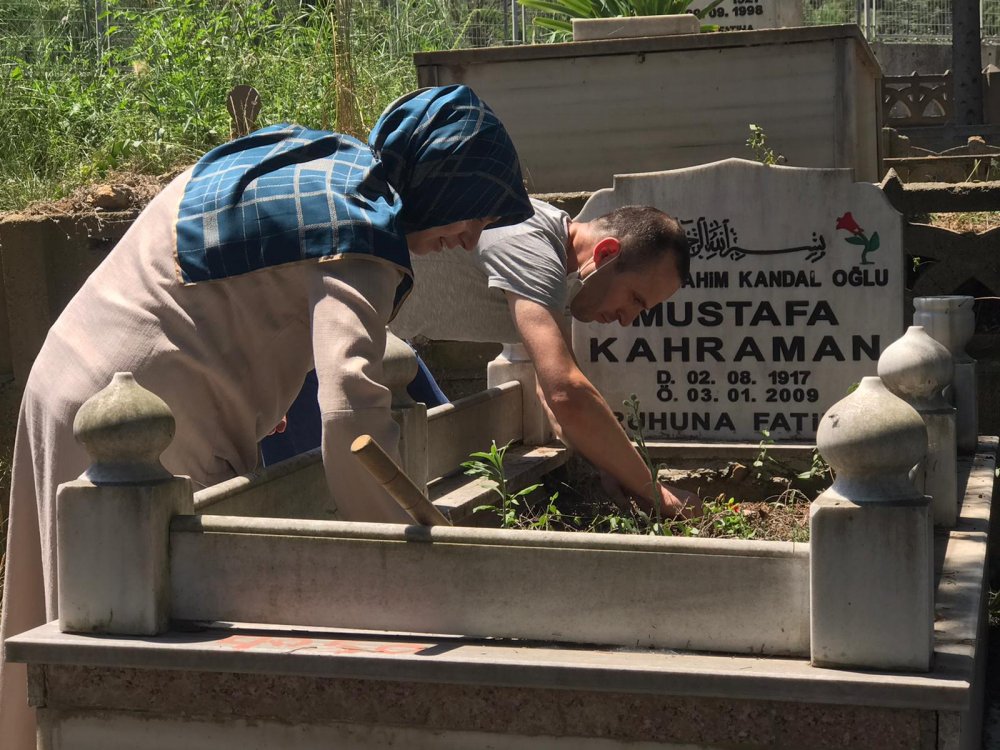 Belgesel Tadında Bayram Mesajı