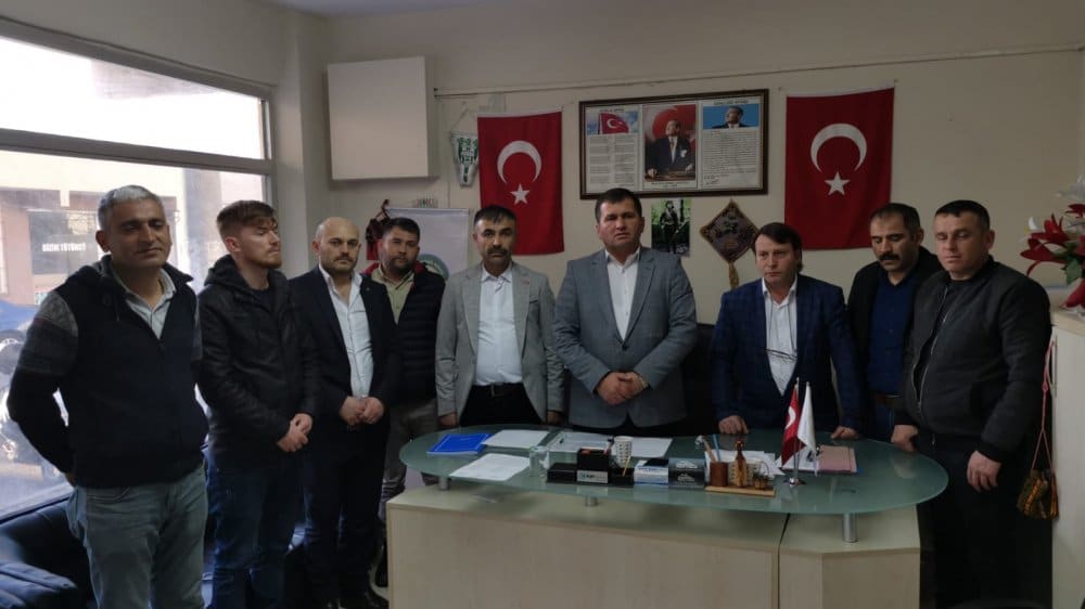 Yeşilpınar Köyü Derneği’nde yeni başkan Öksüz