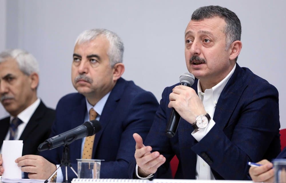 Büyükakın, 472 mahalle muhtarıyla buluştu Büyükakın, 472 mahalle muhtarıyla buluştu