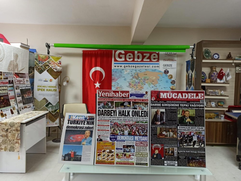 Manşetlerle 15 Temmuz Hain Darbe Girişimi Sergisi Açtık