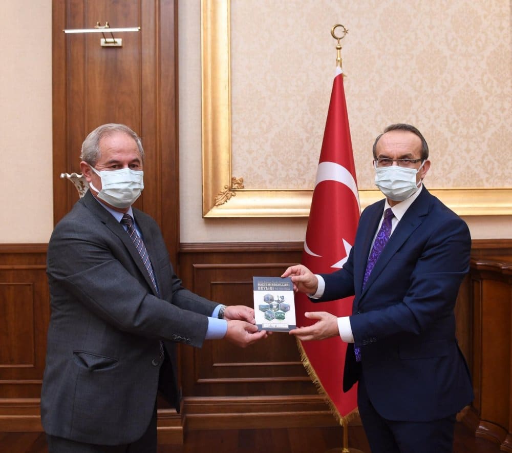 Kocaeli Valisi Seddar Yavuz ile Belgesel Söyleşi 