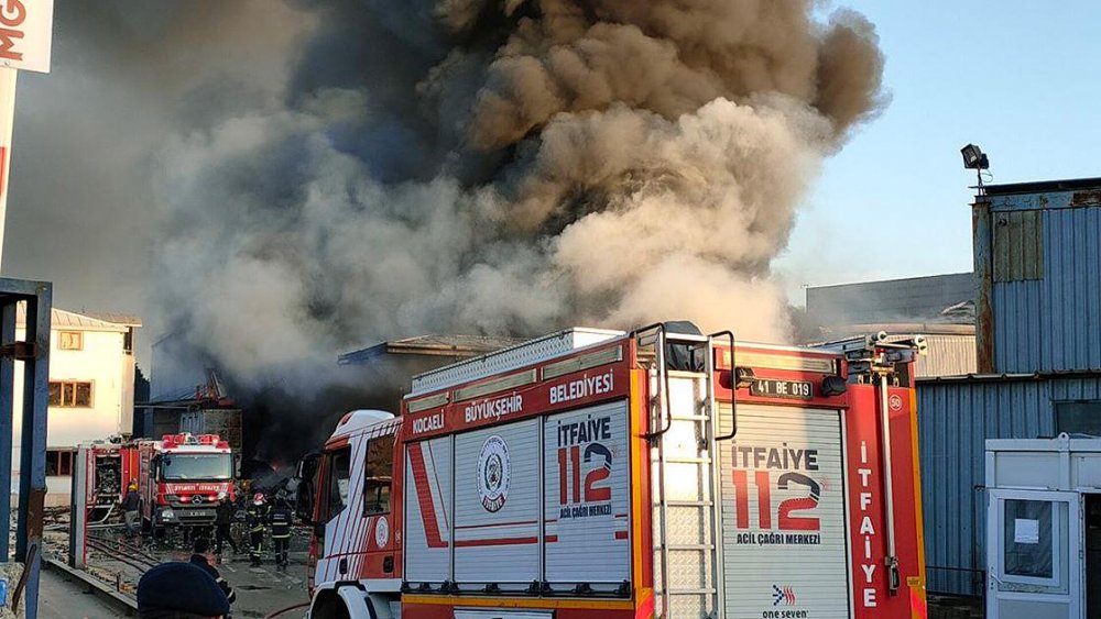 Fabrika Yangınlarına Karşı Önlem Alınmalı