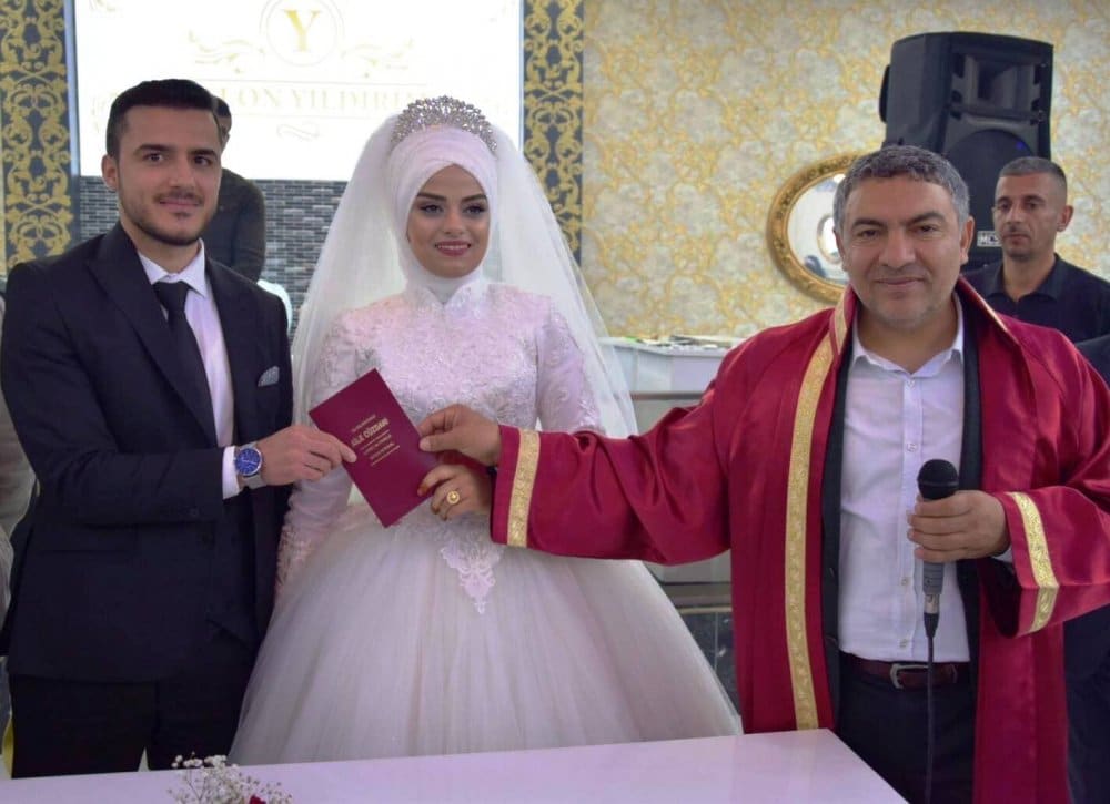 Hamza Şayir ilk nikâhını kıydı Hamza Şayir ilk nikâhını kıydı