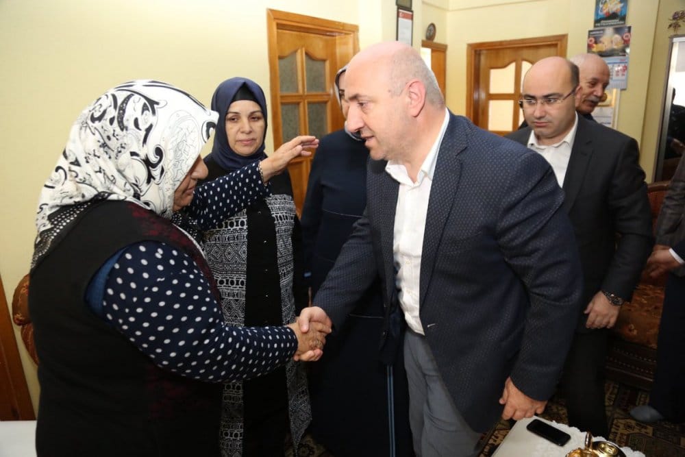 Bıyık, Şehit Annelerini Unutmadı
