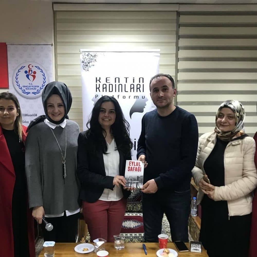 Kadınlardan Mehmet Akif programı!