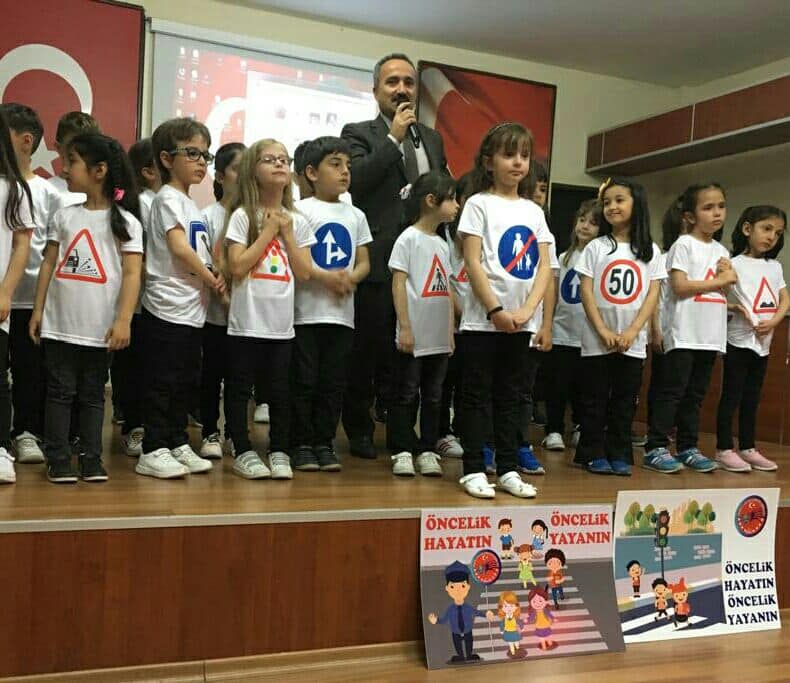 Aslan Çimento İlkokulu’nda Trafik Haftası etkinliği Aslan Çimento İlkokulu’nda Trafik Haftası etkinliği