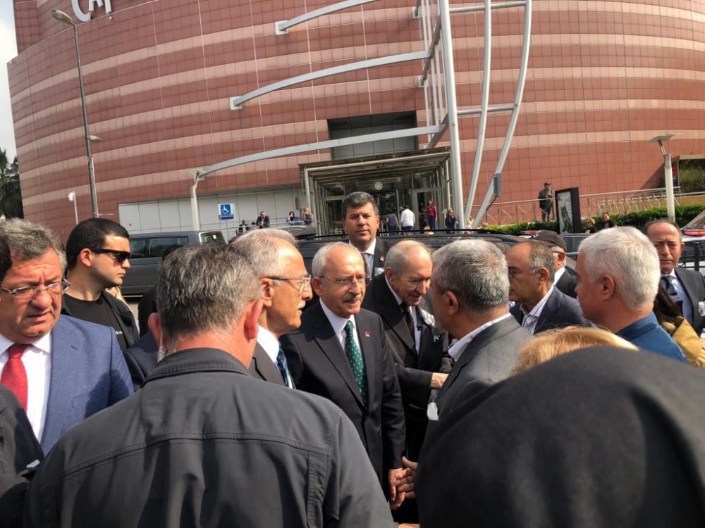 İmamoğlu ve Sarıbay, Kocaeli ziyaretini konuştu İmamoğlu ve Sarıbay, Kocaeli ziyaretini konuştu