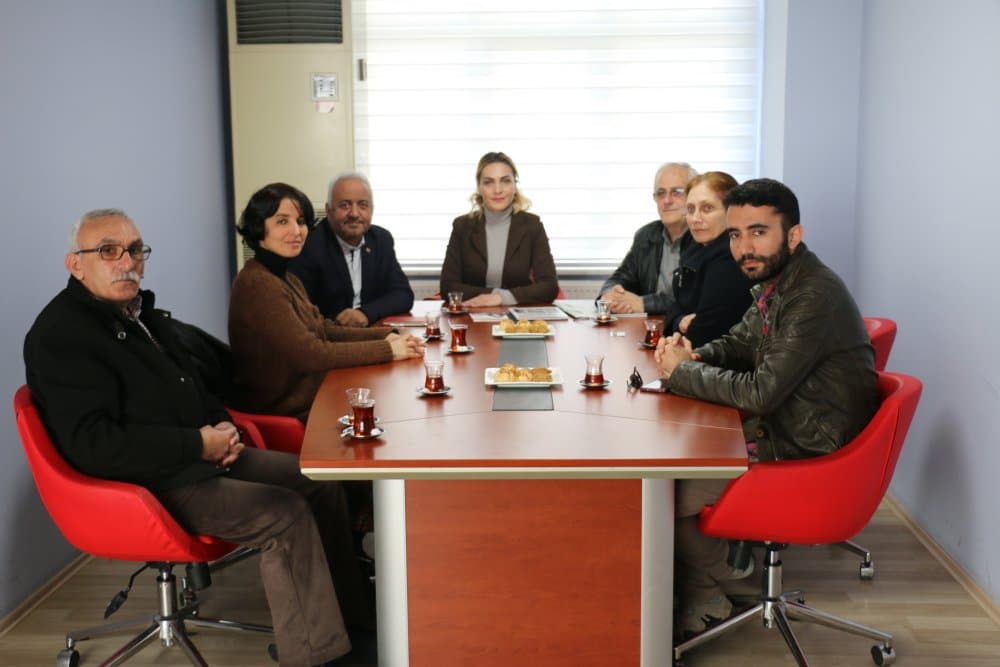 Seçeneksiz değiliz! Seçeneksiz değiliz!