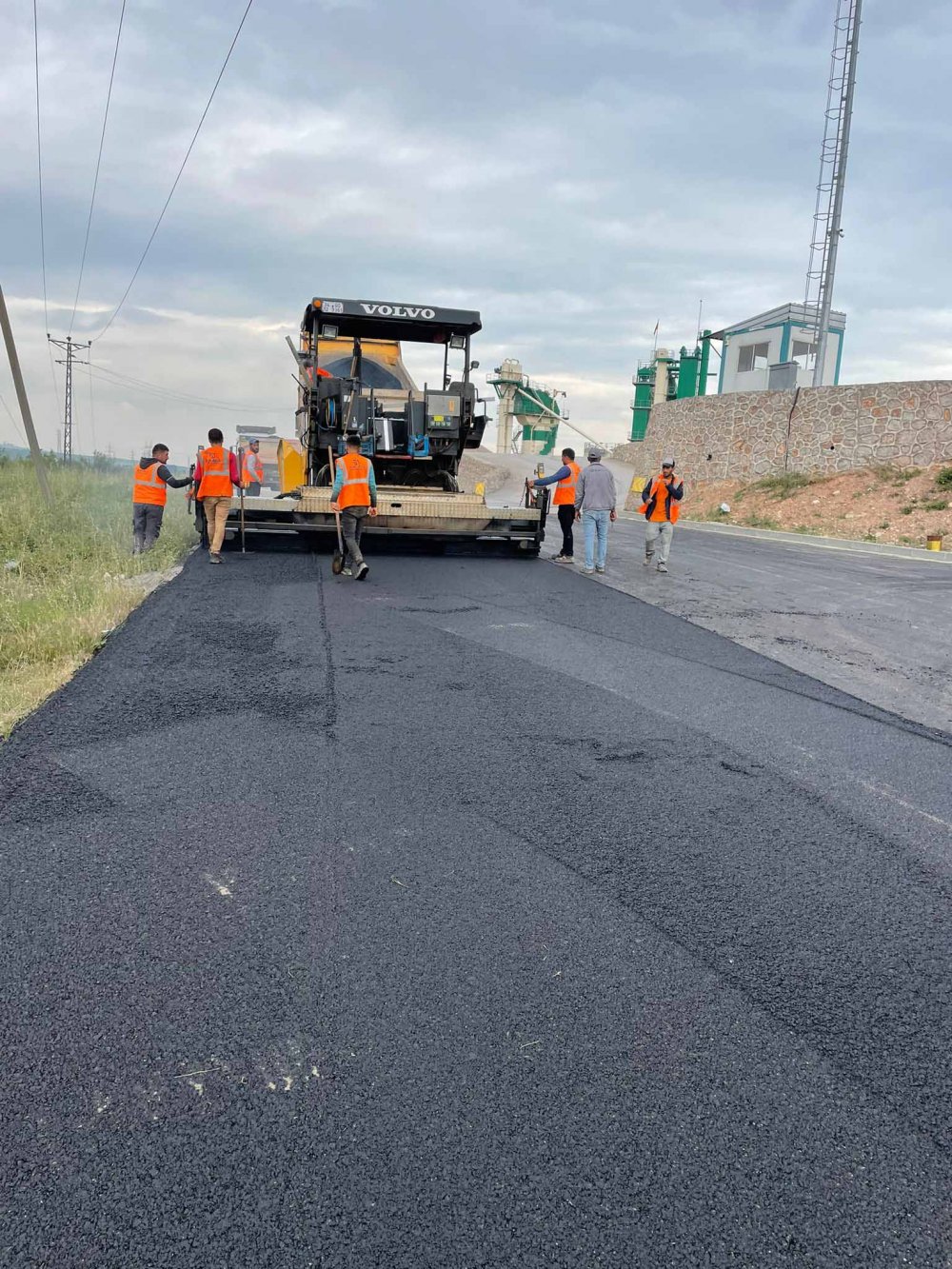 Gebze Tavşanlı’da yol konforu arttırılıyor