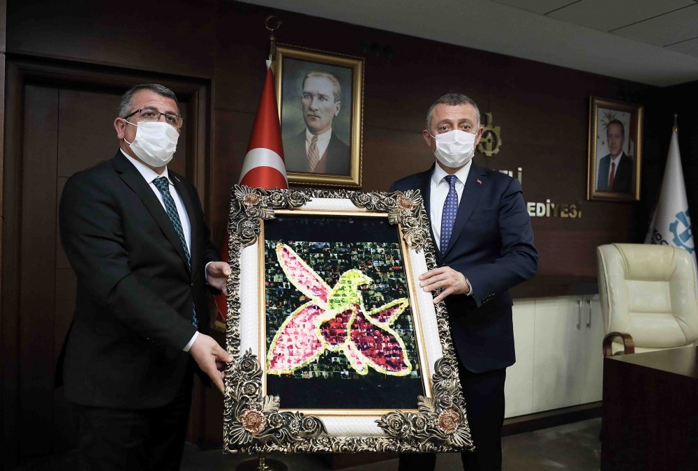 Büyükakın, "Tek millet iki devlet söylemi sözden ibaret değildir’’ Büyükakın, "Tek millet iki devlet söylemi sözden ibaret değildir’’