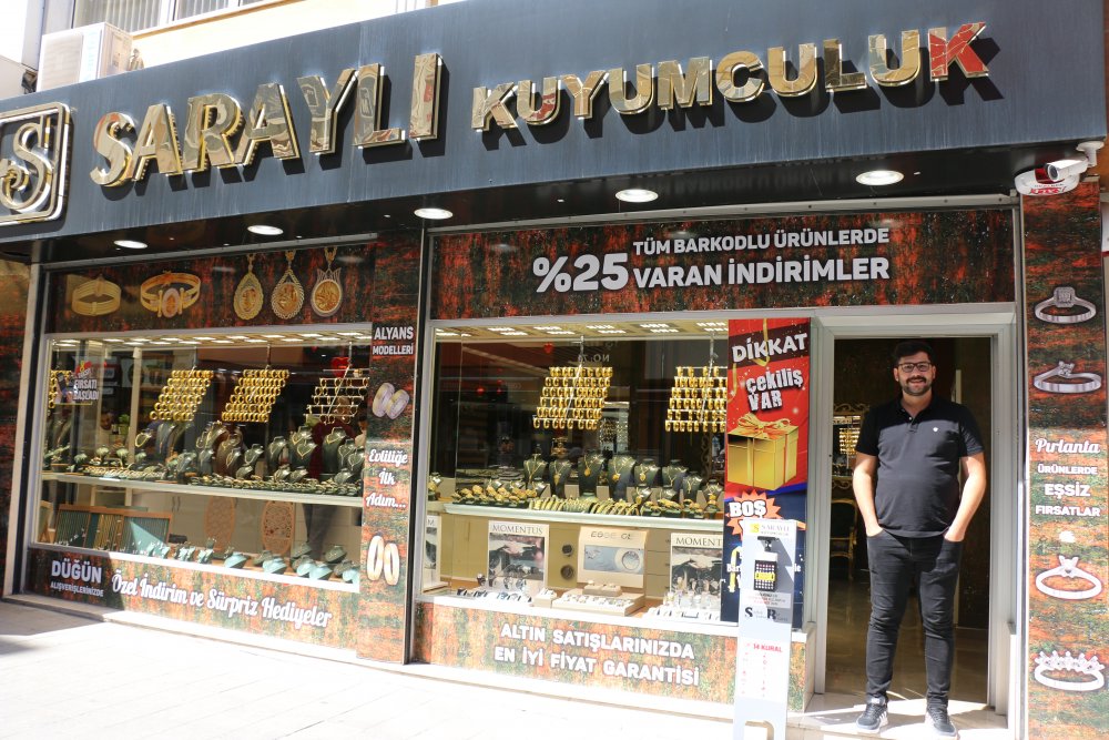 Yeni gözde; Yarım gram altın! Yeni gözde; Yarım gram altın!