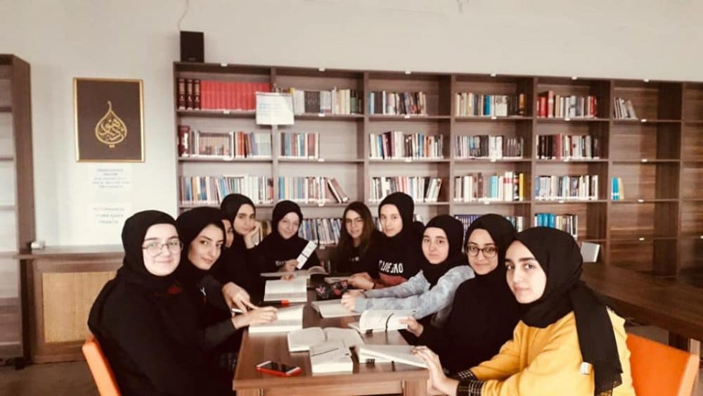 Medeniyet okumaları belgeleri sahiplerini buldu Medeniyet okumaları belgeleri sahiplerini buldu