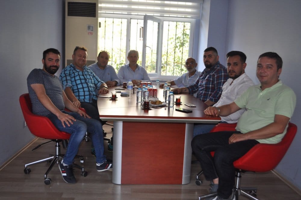 Kahraman Ailesi'ne taziye ziyaretleri sürüyor! Kahraman Ailesi'ne taziye ziyaretleri sürüyor!