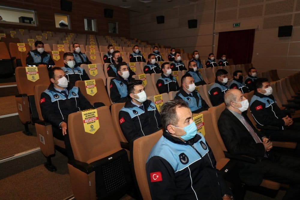 Büyükgöz zabıtalarla bir araya geldi 