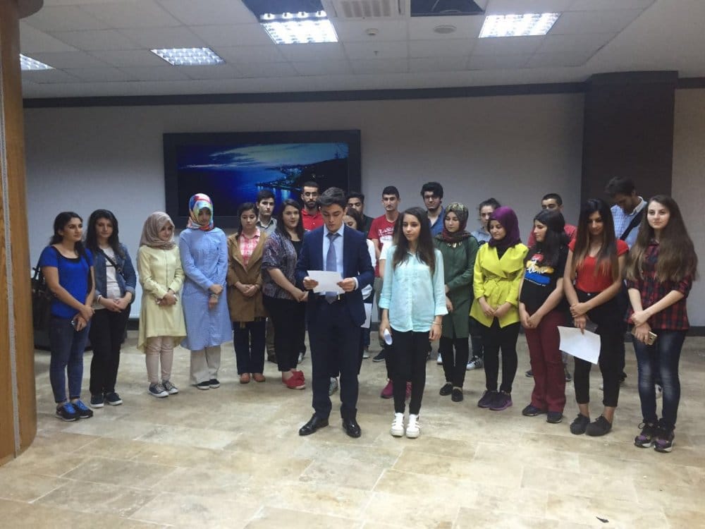 Darıcalı gençlerden teröre büyük tepki Darıcalı gençlerden teröre büyük tepki