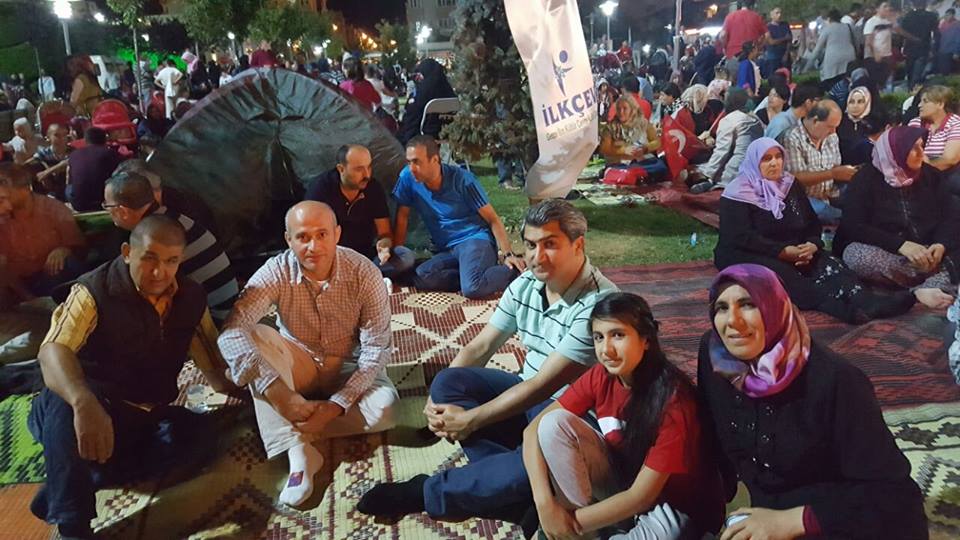 Milletvekilleri Gebze nöbetinde! Milletvekilleri Gebze nöbetinde!