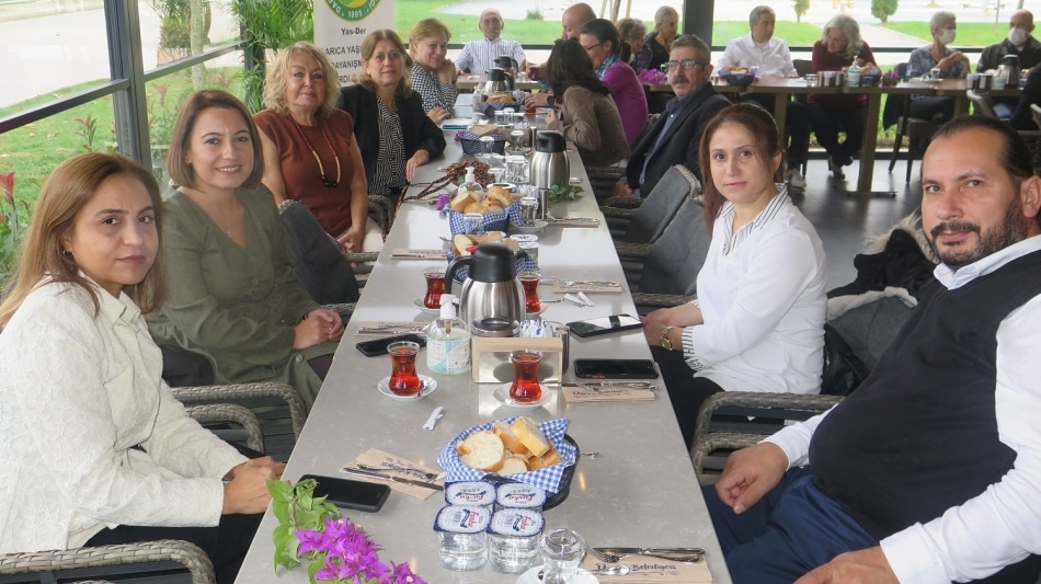 Darıca YAS-DER'den vefa! Darıca YAS-DER'den vefa!