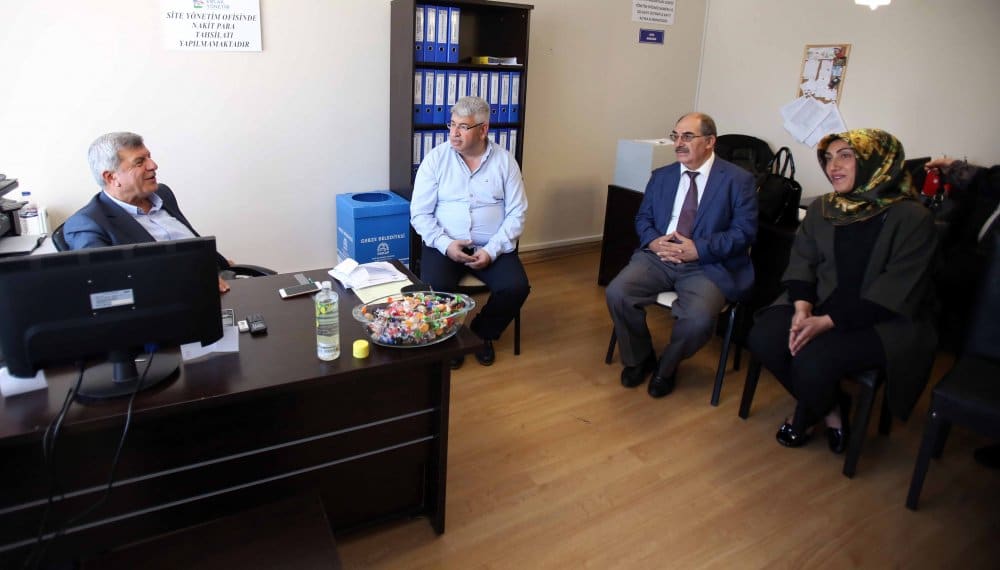 Hizmetlerimizin merkezinde halkı var! Hizmetlerimizin merkezinde halkı var!