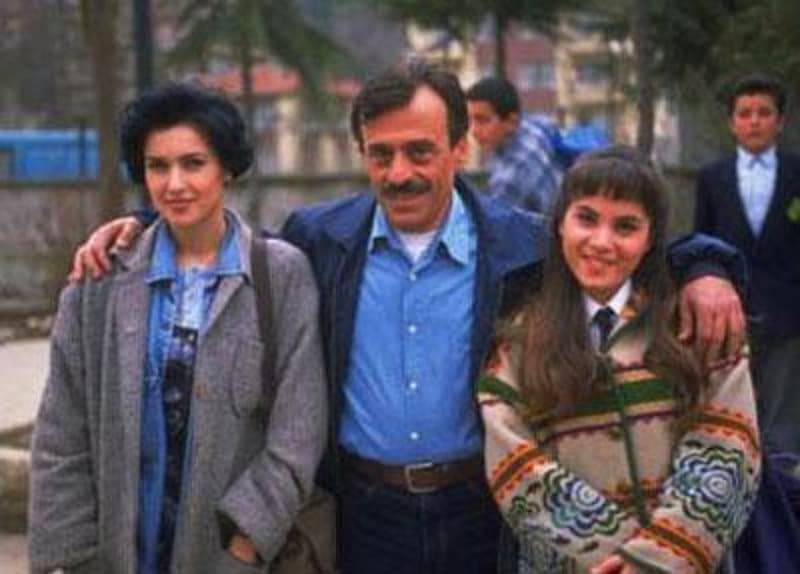 Şimdiki diziler bize uzak Şimdiki diziler bize uzak