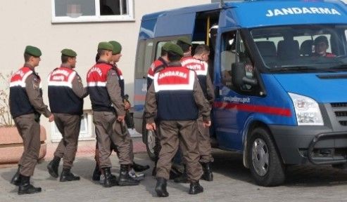 Gebze'de Silah kaçakçılarına darbe! Gebze'de Silah kaçakçılarına darbe!