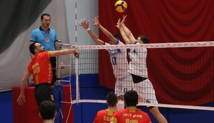 Kağıtspor filede mağlup oldu