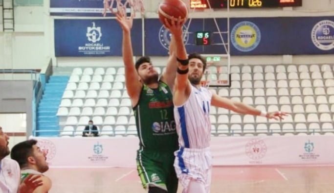 Ne yaptın Kağıtspor! 72-74