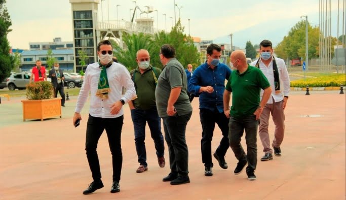 Yeni yöneticilerden 300’er bin TL alınacak
