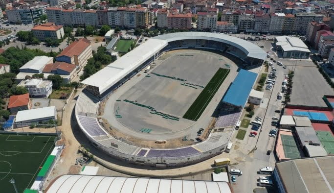 Gebze Stadı’nın halısı seriliyor