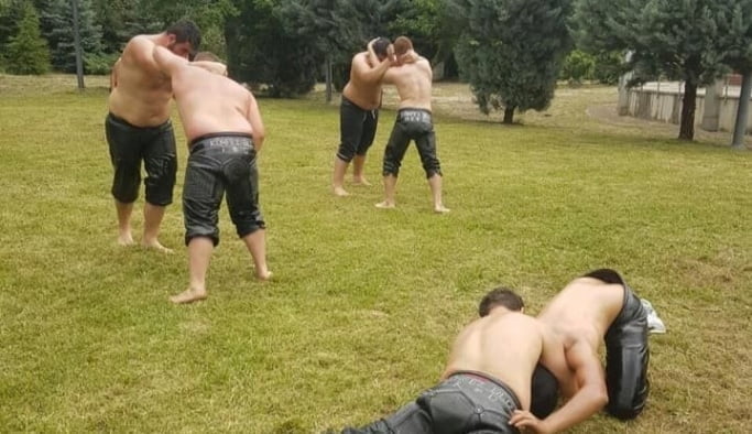 Körfezli pehlivanlar Kırkpınar’a hazırlanıyor