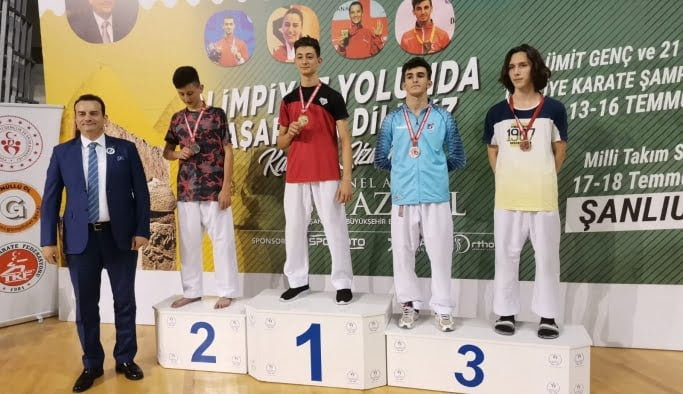Darıca’nın spordaki başarısı sürüyor