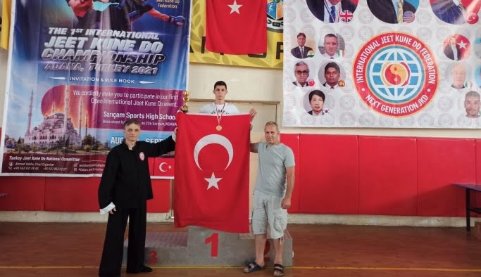 Kocaeli Jeet Kune Do’da Dünya şampiyonu oldu