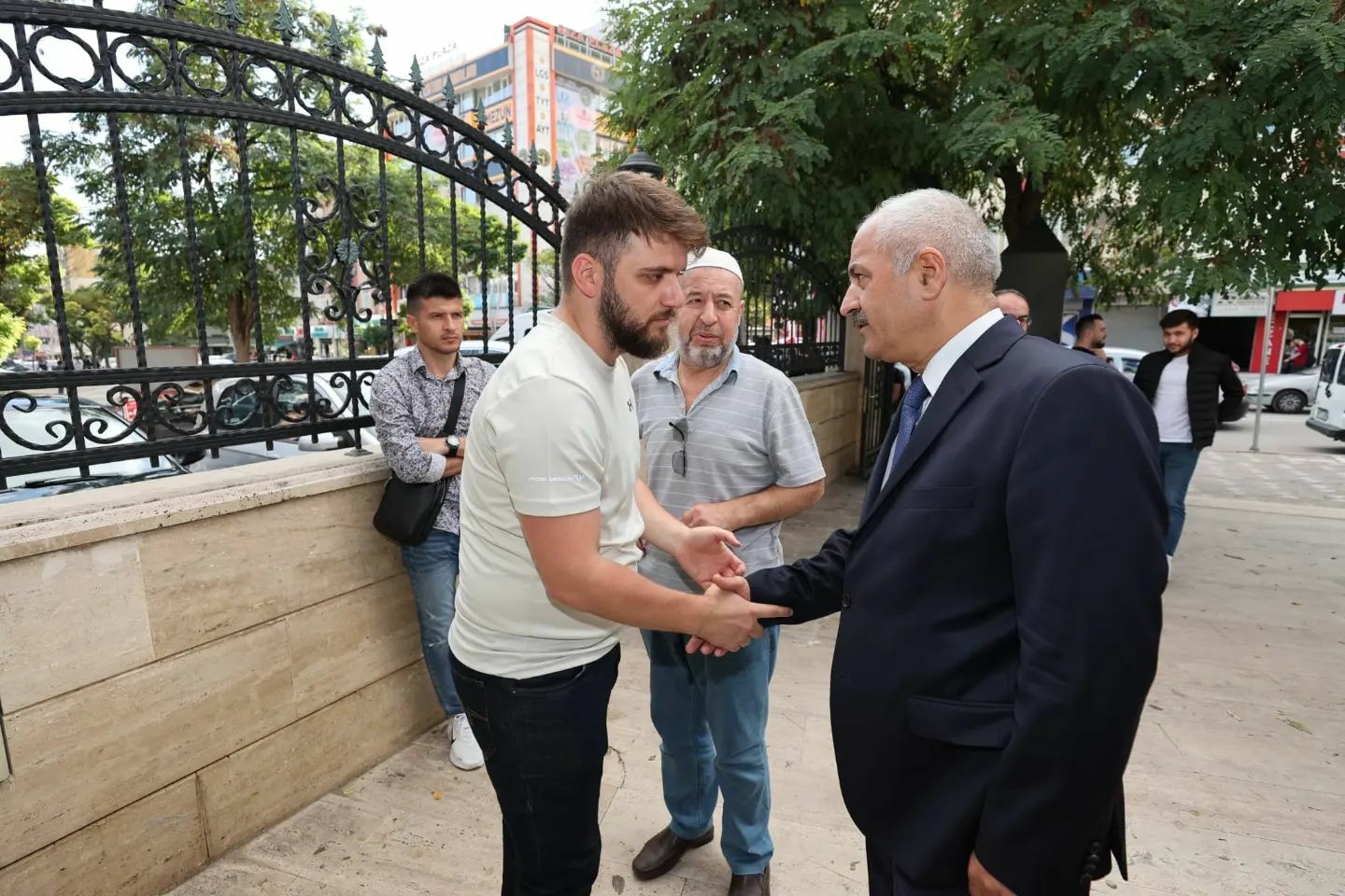 Aziz Albayrak’a Son Görev Aziz Albayrak’a Son Görev