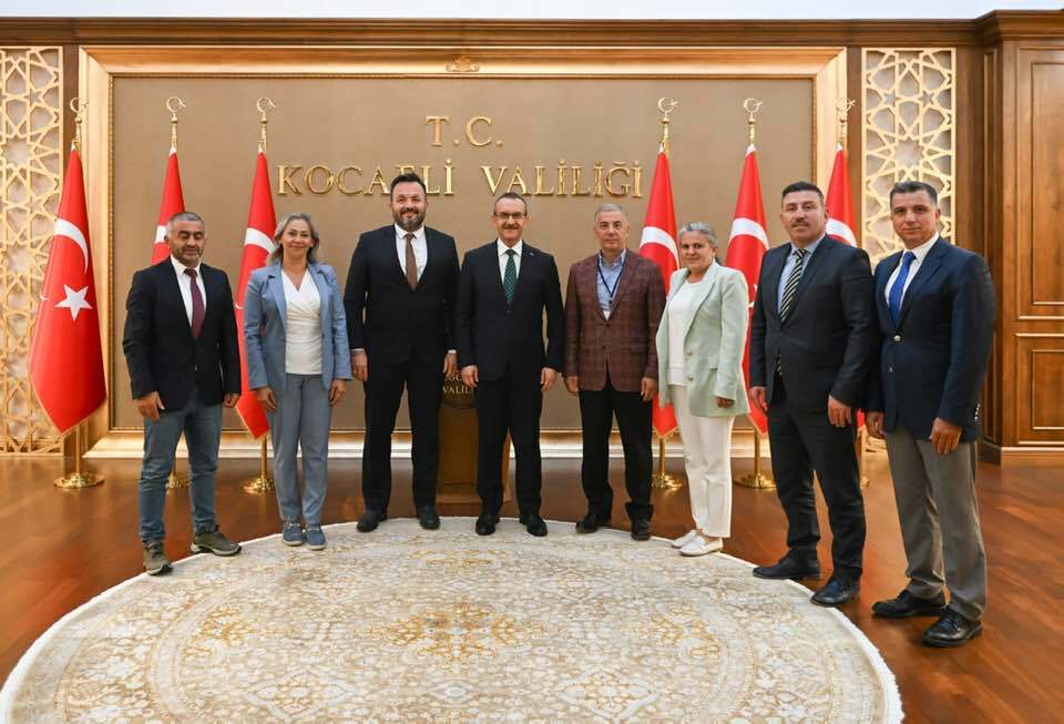 Uğuz Ve Ekibi Vali Yavuz’a Çıktı Uğuz Ve Ekibi Vali Yavuz’a Çıktı