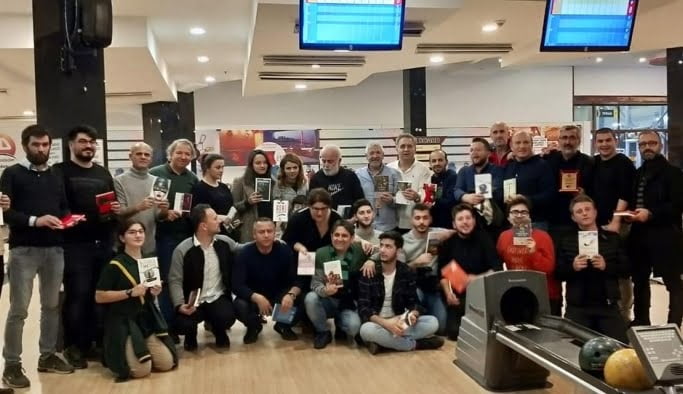 Gazetecilerin bowling keyfi