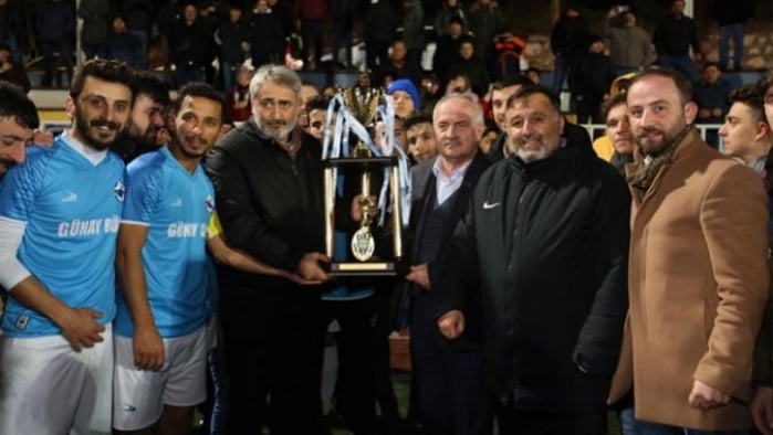 Yavuzspor kupasını aldı